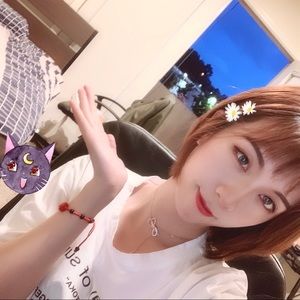 Meet your Posher, Vicki